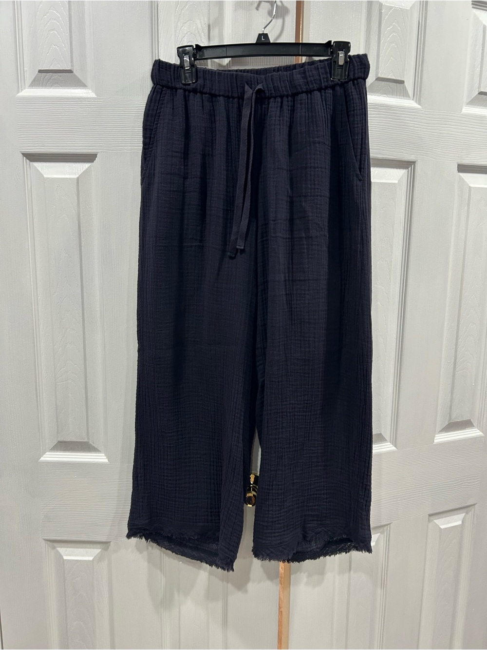 Eileen Fisher Black Wide-Leg Gauze Capris- cotton